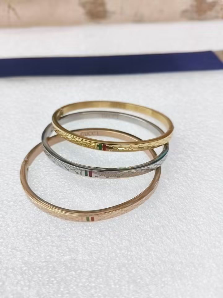 Tricolor bangle (Category: Bracelets) located in Manila. Submitted by celstainlessjewelry (Listing ID 1466136139, Image 1). Description: Tricolor bangle Hypoallergenic quality No faded Non tarnish With box and paper.