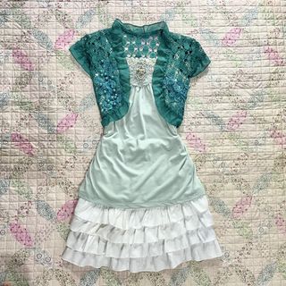 (Category: ) located in . Submitted by ribbons.by.belle (Listing ID 1466058928, Image 1). Description: .