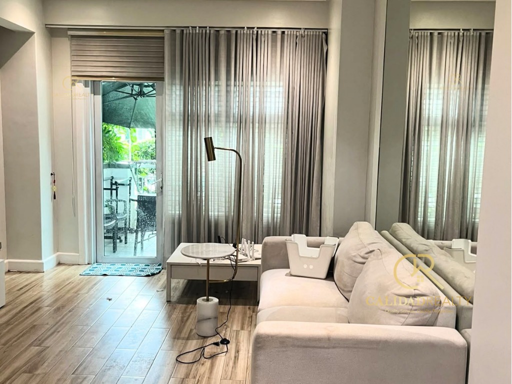 (Category: ) located in . Submitted by calidadrealty (Listing ID 1466011726, Image 1). Description: .