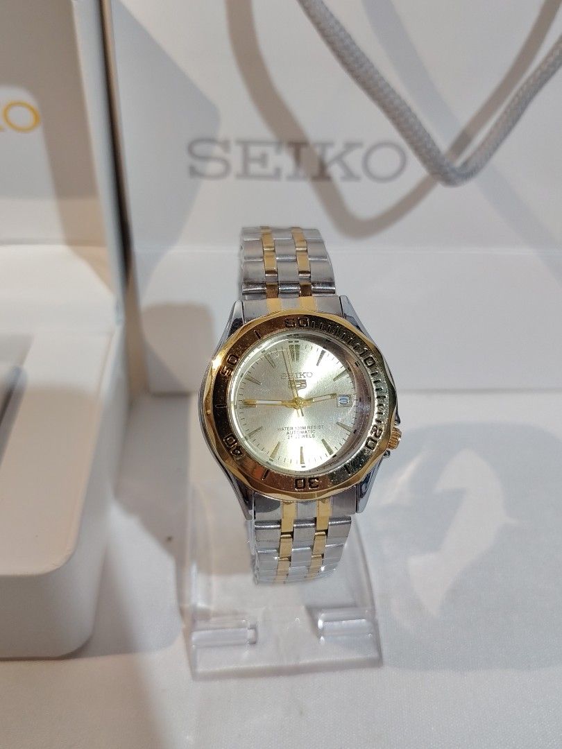 TWO-TONE Seiko 5 Sports Automatic Timepiece (Category: Men's Watches) located in Balanga. Submitted by k2timepieces.739 (Listing ID 1466116565, Image 1). Description: 📌Seiko 5 Stainless Gold 📌Typical 29.0mm to 30.0mm 📌Luminous type 📌Water 100m resistant 📌21 jewels 📌Reference #9353 📌Automatic Movement 📌 battery operated 📌 Made in Japan 📌 Free seiko Box & Battery 📌 Free shipping 📌Courier J&T 🚛 No COD 📌Payment method through GCASH 📌 S
