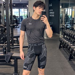 (Category: ) located in . Submitted by sportswear87 (Listing ID 1442566504, Image 1). Description: .
