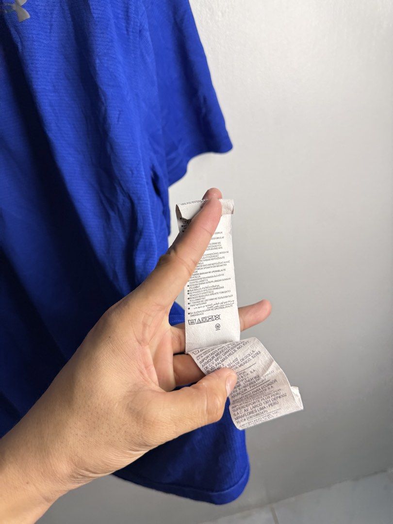 Under armour polo shirt (Category: Tshirts & Polo Shirts ) located in Daraga. Submitted by mirandillaadrian (Listing ID 1466104547, Image 3). Description: Authentic 25x29 Xl to 2xl No issue Like new.