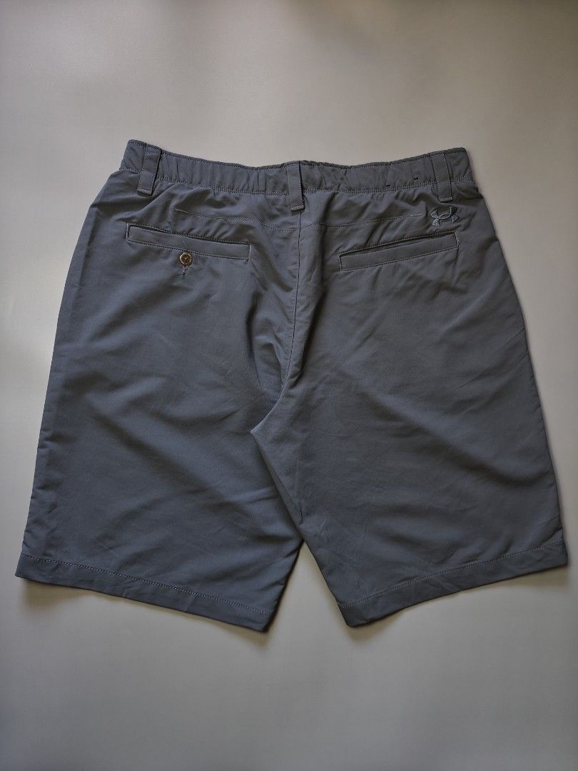 Under Armour Walkshorts (Category: Shorts) located in Alaminos. Submitted by paldonats (Listing ID 1465974805, Image 1). Description: ◾Size : 38 on tag ◾Dimes : W34", L20" ◾LIKENEW CONDITION! ◾WASHED W/ FABCON AND READY TO WEAR 🛒Price : + Shipping fee.