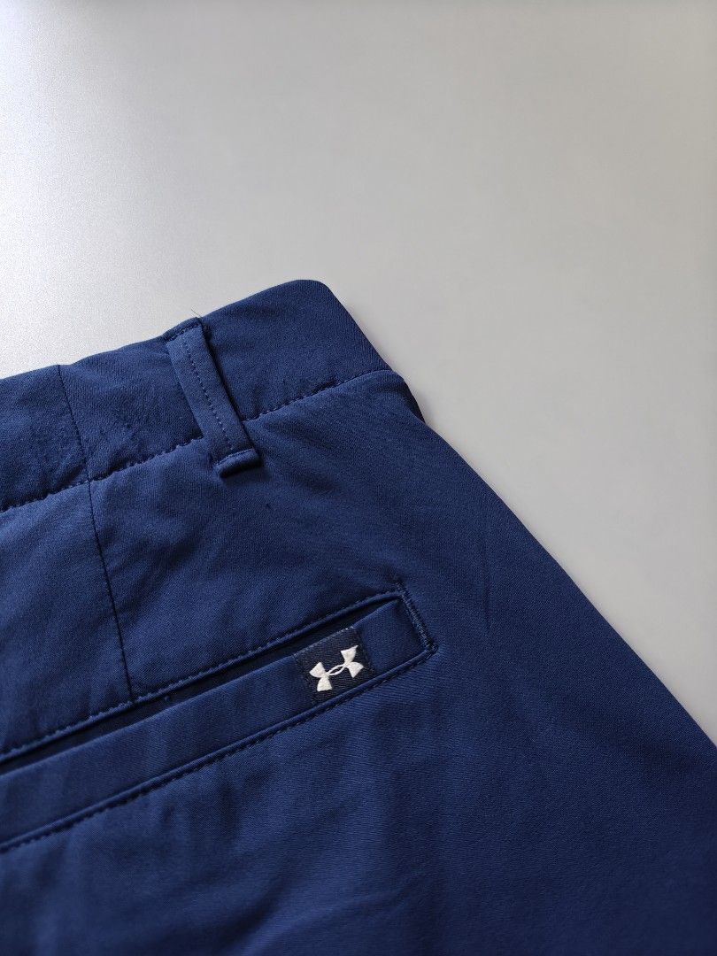 Under Armour Walkshorts (Category: Shorts) located in Alaminos. Submitted by paldonats (Listing ID 1465977777, Image 3). Description: ◾Size : 34 on tag ◾Dimes : W34", L18" ◾EXCELLENT CONDITION! *ISSUE FINE LINTS SEE LAST PHOTO. ◾WASHED W/ FABCON AND READY TO WEAR 🛒Price : + Shipping fee.