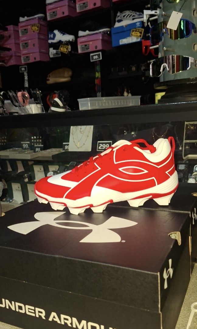 Underarmour Rubber Cleats (Category: Racket and Ball Sports) located in Manila. Submitted by royaltiger_edefe (Listing ID 1466009550, Image 3). Description: .