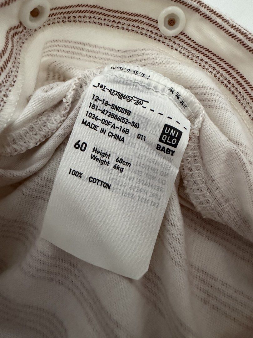 Uniqlo (Category: Babies & Kids Fashion) located in Manila. Submitted by mommyknowsbest (Listing ID 1465985690, Image 3). Description: 100% Authentic Size: 60 (6 months) Condition: 10/10 RFS: outgrown Price: P 180 + SF MOP: BDO, BPI or GCash.