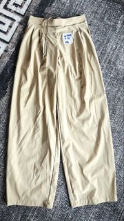 (Category: ) located in . Submitted by thriftbyaffizahelmi (Listing ID 1465964631, Image 1). Description: .