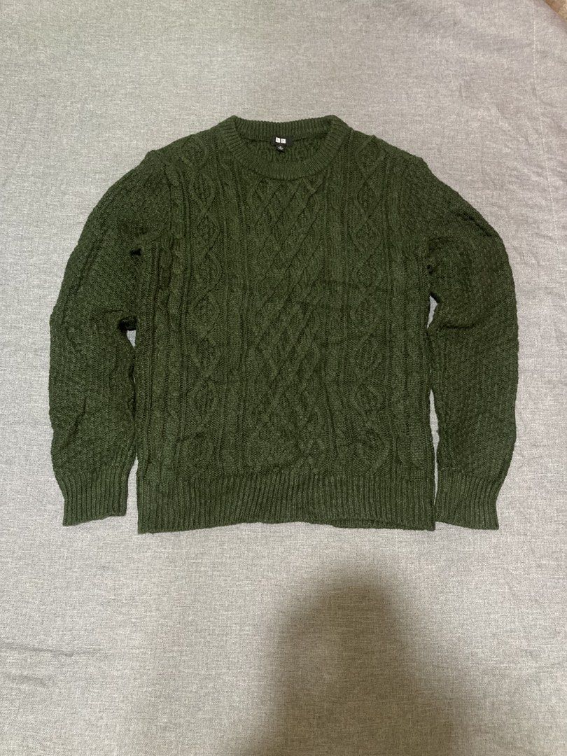 Uniqlo Cable Knit sweater (Category: Tshirts & Polo Shirts ) located in Zamboanga. Submitted by deensthrifting (Listing ID 1466129056, Image 1). Description: Uniqlo Cable Knit Sweater Size M Excellent condition No issues -799 free shipping.