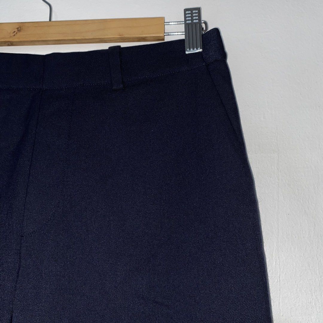 SALE‼️UNIQLO ezy pants (Category: Other Bottoms) located in San Jose del Monte. Submitted by mamiracky (Listing ID 1466065260, Image 3). Description: Last price posted In good condition No flaws No when worn .