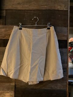 (Category: ) located in . Submitted by makingroomfinds (Listing ID 1466125619, Image 1). Description: .