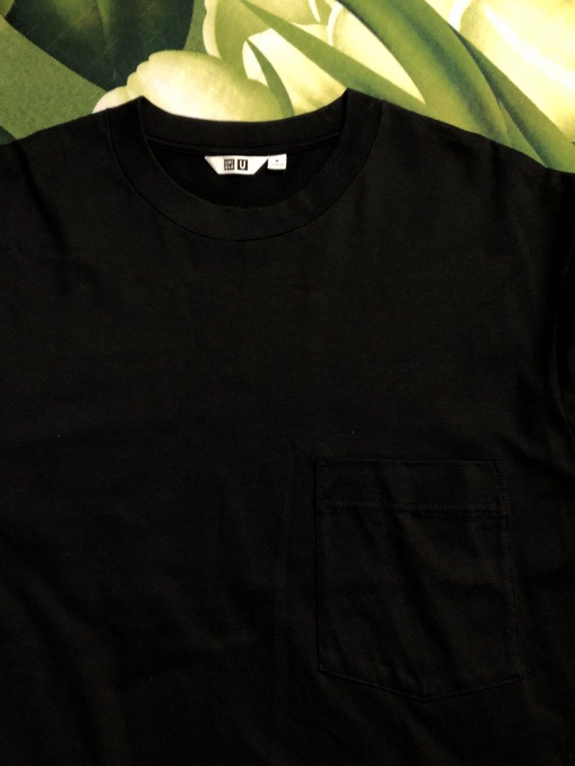 Uniqlo Pocket Tee (Category: Tshirts & Polo Shirts ) located in Dumaguete. Submitted by raysthrift (Listing ID 1466072844, Image 2). Description: ✅Uniqlo Pocket Tee -21x26 front 27 back -9.8/10 Colorrate -Excellent condition -No issue .