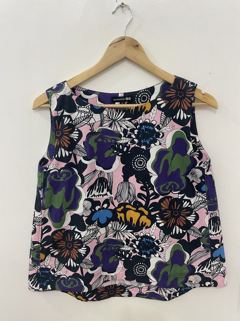 Uniqlo x Marimekko Printed Top (Category: Sleeveless) located in Mabalacat. Submitted by designerbrandsforless (Listing ID 1465959070, Image 3). Description: In great condition! Size: medium.