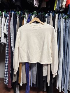 (Category: ) located in . Submitted by isabelasthriftclothes (Listing ID 1466044154, Image 1). Description: .