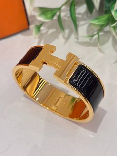 (Category: ) located in . Submitted by luxshare_preloved_ (Listing ID 1466063156, Image 1). Description: .