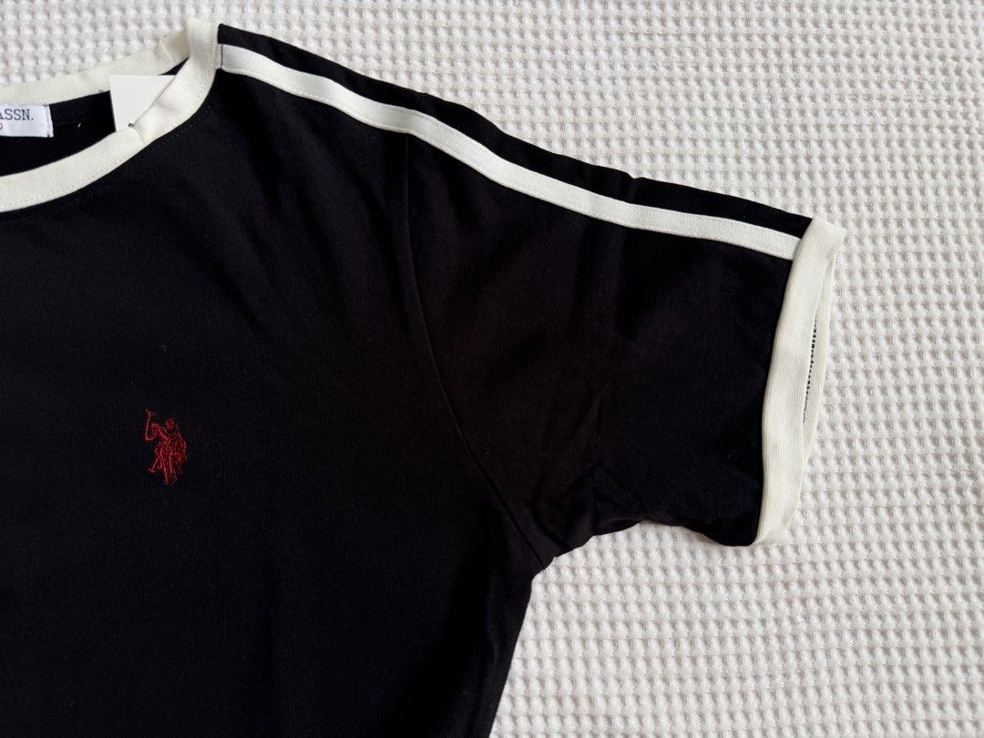 U.S. Polo Assn. Tee (Category: Tshirts & Polo Shirts ) located in Baguio. Submitted by blnxxx (Listing ID 1466095490, Image 3). Description: - Brand new - Authentic U.S. Polo Assn. black t-shirt - Signature red embroidered logo on the chest - Freesize on tag.