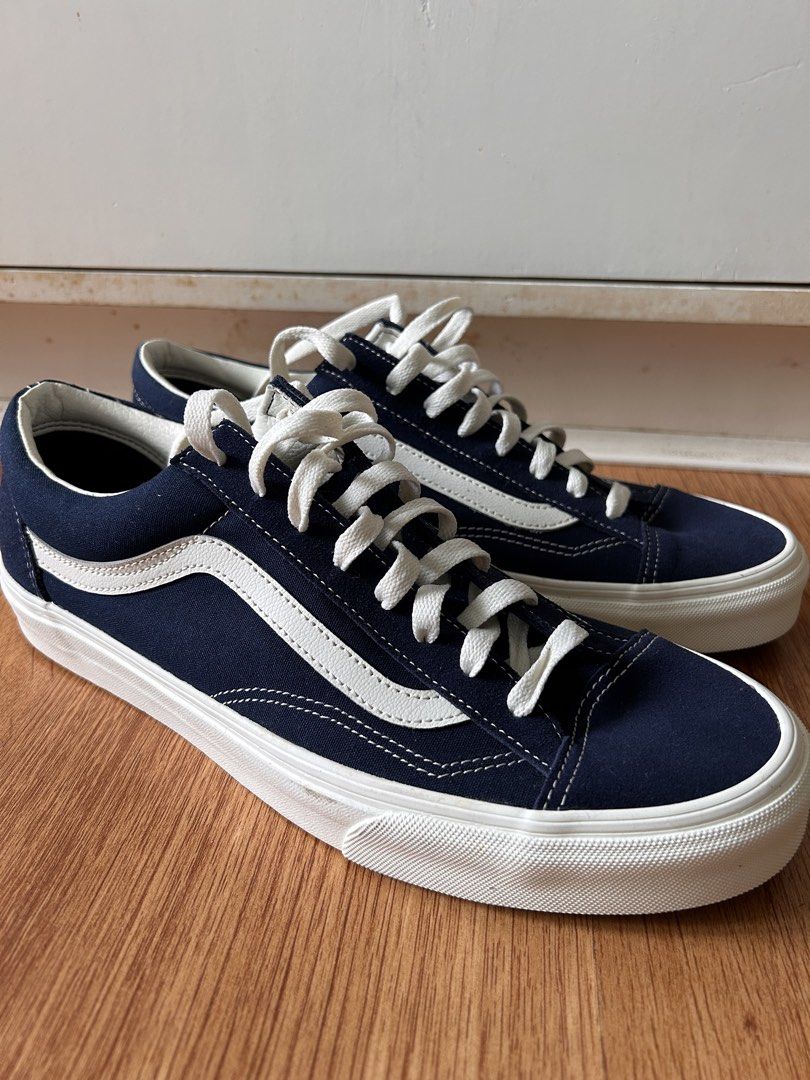 Vans Oldskool Style 36 (Category: Sneakers) located in Manila. Submitted by cls319 (Listing ID 1465963576, Image 1). Description: Brand new Vans Oldskool Style 36(No box) Color Navy Blue Size: 11US Lalamove/Grab pick up from Makati.