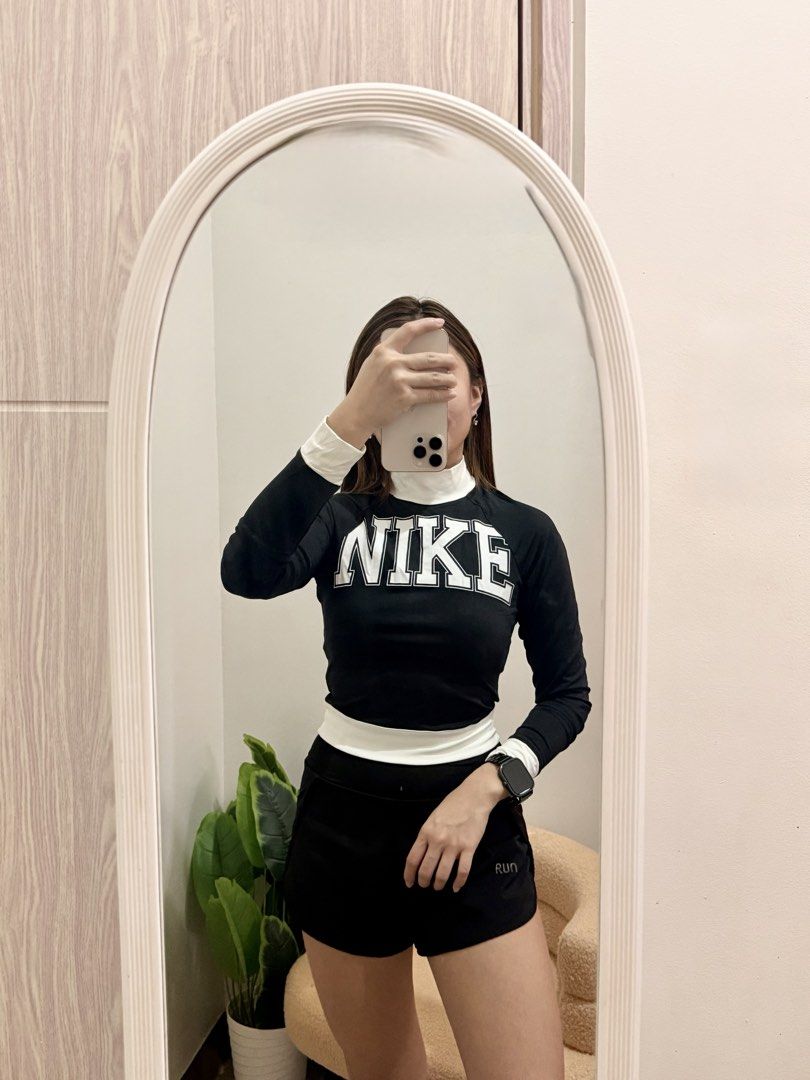 Varsity-style “NIKE” Sportswear ✨✨ (Category: Activewear) located in Quezon City. Submitted by kaye_oineza (Listing ID 1466019584, Image 3). Description: Varsity-style “NIKE” Sportswear ✨✨ XS-Small 2800+ orig price sa website!!.