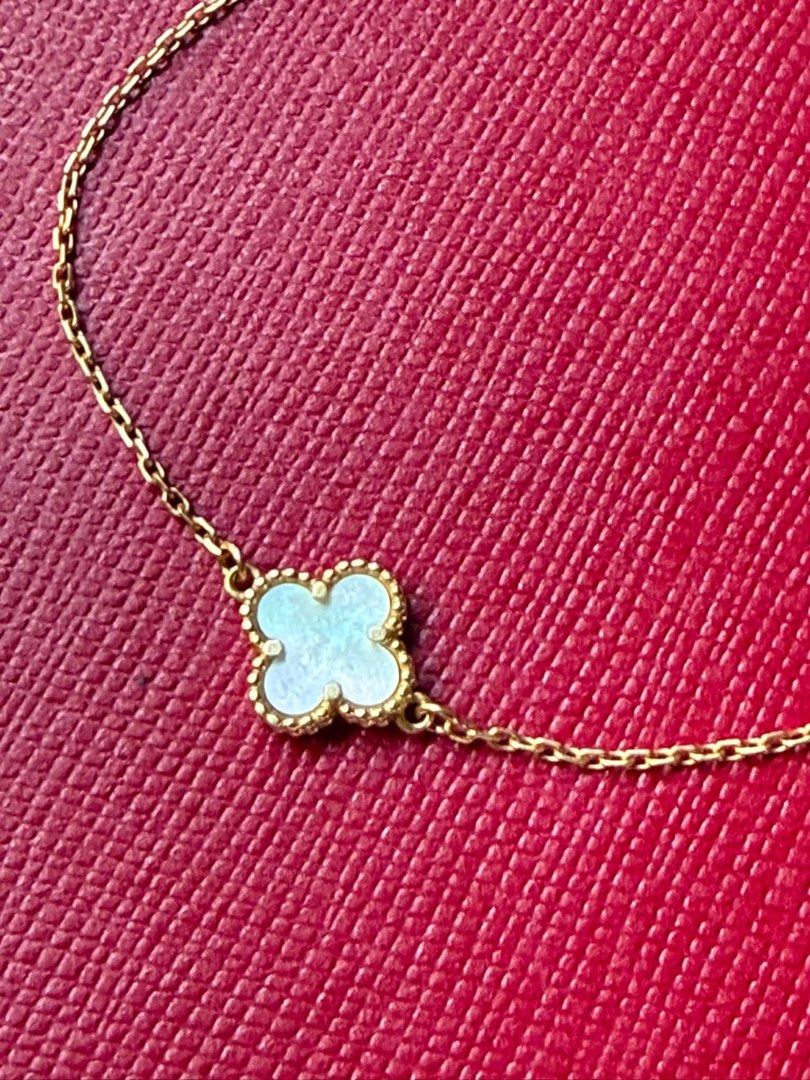 VCA SWEET ALHAMBRA AUTH NOT INSPIRED (Category: Luxury Accessories) located in Makati City. Submitted by moiobsession (Listing ID 1466055310, Image 2). Description: Authentic Pre- owned VCA not inspired Sweet Alh@mbra bracelet, a white mother-of-pearl motif set in 18k yellow gold. - 6 inches or smaller.