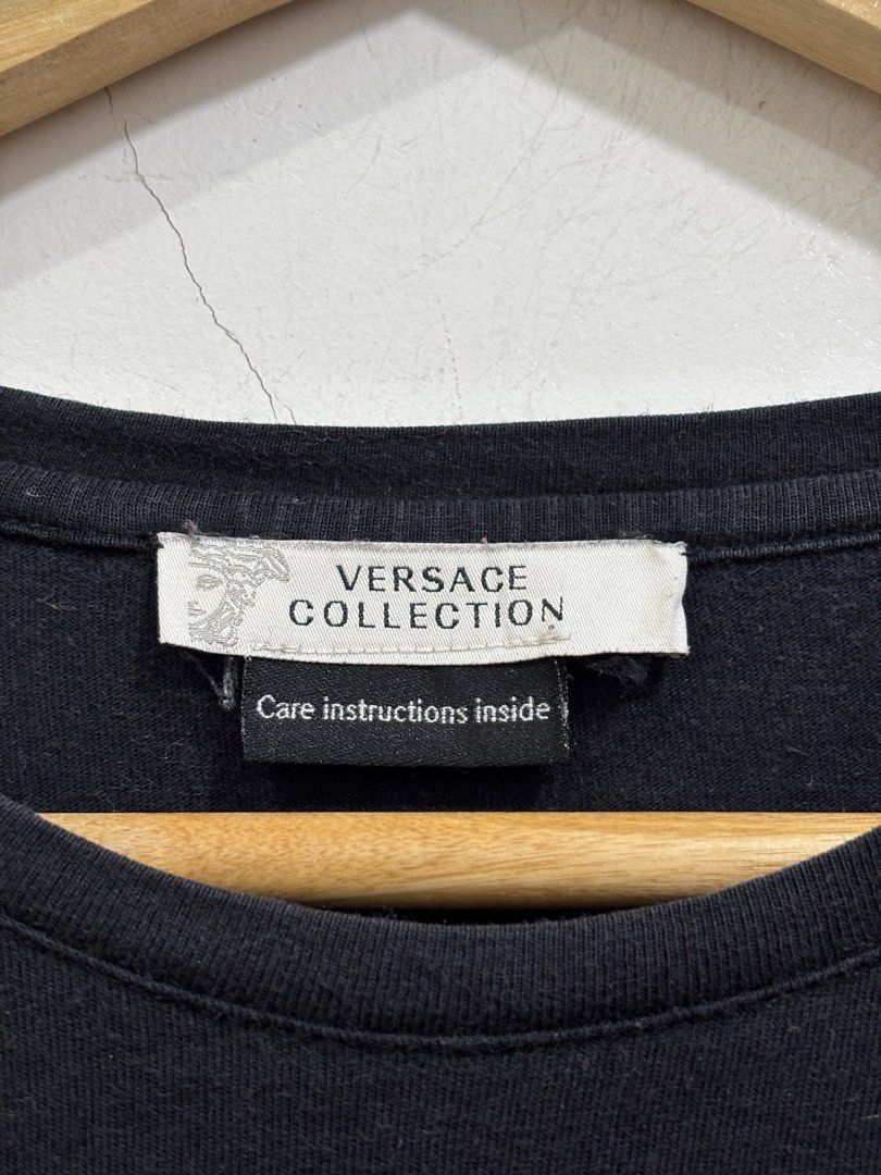 Versace Chest Embroidered Longsleeve (Category: Coats, Jackets and Outerwear) located in Taytay. Submitted by leanmark103093 (Listing ID 1466066857, Image 3). Description: V€RS^C€ 0rig Mens Chest Embroidered Longsleeve Medium on tag W20 L26 Excellent Condition No issue 📩📩📩📩.