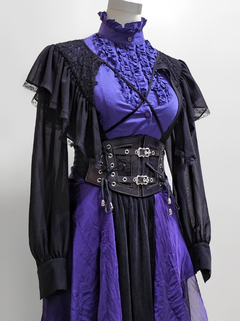 Victorian goth / Whimsigoth SET (Category: Sets or Coordinates) located in Manila. Submitted by meowl_vault (Listing ID 1466111467, Image 2). Description: Overlay purple mesh scarf Inner top cotton no issue S-M Pleated mesh skirt W: 24-36 L: 25 Bolero free size ( Need buttons ) (Corset NOT included for styling only!) ✧˖°📷 : ɪᴛᴇᴍꜱ ᴏɴ 🎠₊˚⊹♡ www.carousell.ph/u/meowl_vault 𝐑𝐄𝐀𝐃 𝐁𝐄𝐅𝐎𝐑𝐄 𝐘𝐎𝐔 𝐏𝐔𝐑𝐂𝐇𝐀𝐒𝐄 𝕳𝖆𝖓𝖉-𝖕𝖎𝖈𝖐𝖊𝖉 & 𝖕𝖗𝖊