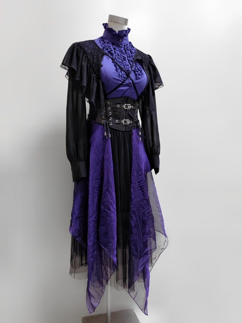 Victorian goth / Whimsigoth SET (Category: Sets or Coordinates) located in Manila. Submitted by meowl_vault (Listing ID 1466111467, Image 1). Description: Overlay purple mesh scarf Inner top cotton no issue S-M Pleated mesh skirt W: 24-36 L: 25 Bolero free size ( Need buttons ) (Corset NOT included for styling only!) ✧˖°📷 : ɪᴛᴇᴍꜱ ᴏɴ 🎠₊˚⊹♡ www.carousell.ph/u/meowl_vault 𝐑𝐄𝐀𝐃 𝐁𝐄𝐅𝐎𝐑𝐄 𝐘𝐎𝐔 𝐏𝐔𝐑𝐂𝐇𝐀𝐒𝐄 𝕳𝖆𝖓𝖉-𝖕𝖎𝖈𝖐𝖊𝖉 & 𝖕𝖗𝖊