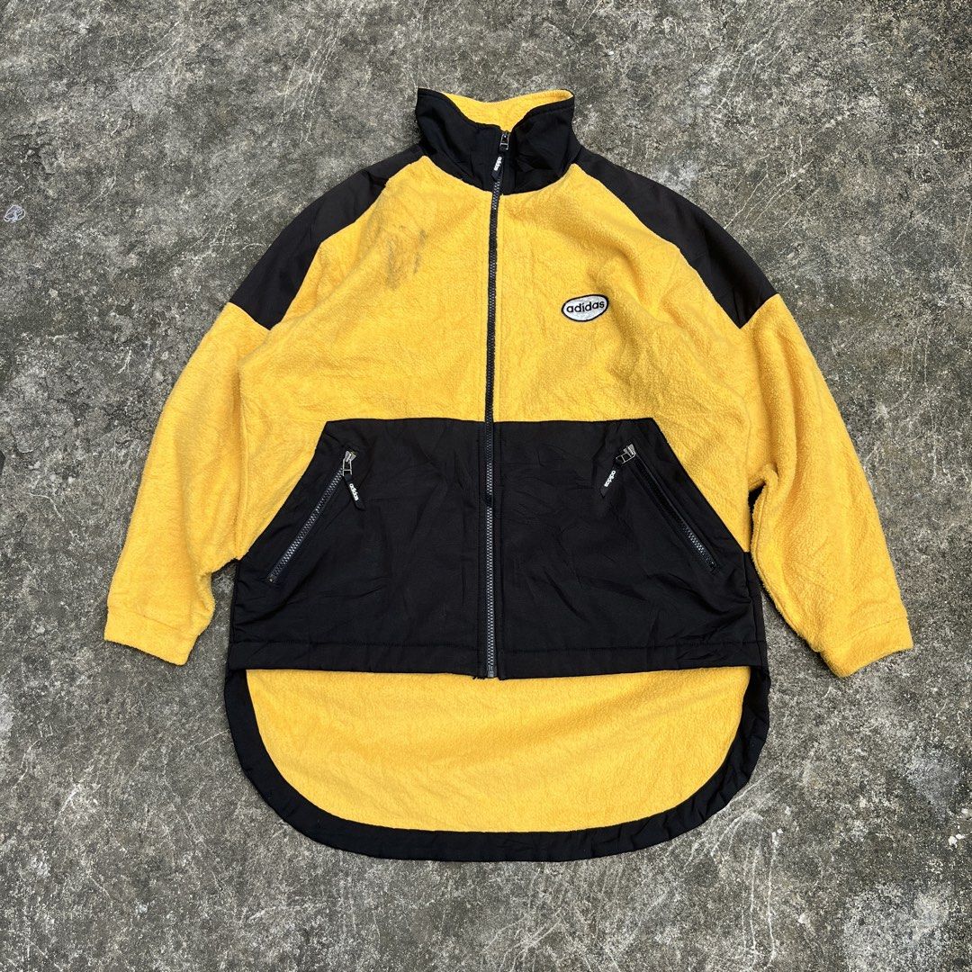 Vintage adidas fleece jacket (Category: Coats, Jackets and Outerwear) located in Marikina City. Submitted by wayupcollective (Listing ID 1465987116, Image 1). Description: Vintage adidas fleece jacket Size M on tag fits Large Excellent condition Washable dirt Measurement Length: 26” Width: 24” .