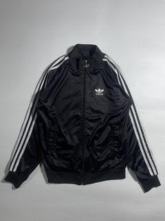 (Category: ) located in . Submitted by christian.complexthrift08 (Listing ID 1466081025, Image 1). Description: .