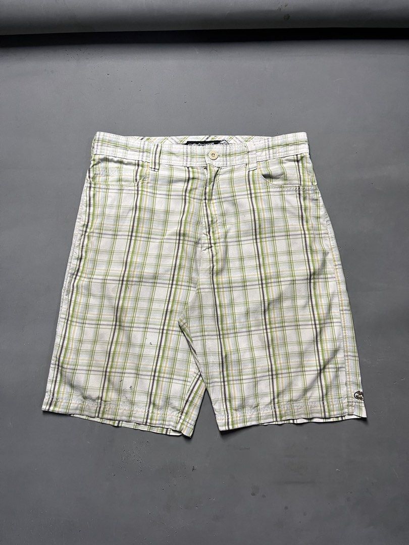 VINTAGE BILLABONG PLAID SHORT (Category: Shorts) located in Quezon City. Submitted by kentstuff (Listing ID 1466078195, Image 1). Description: VINTAGE BILLABONG PLAID SHORT Waist: 36-38 Length: 24 Leg opening: 12.5 Condition: Excellent CR: 9/10 Issue: nasa pic DISCLAIMER: This is a thrifted item. All brands, logos, and trademarks belong to their rightful owners. We’re here to rehome great pieces — no brand affiliation intended.