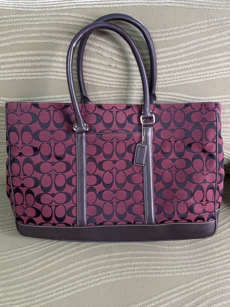 5-DAY SALE ONLY. FIXED PRICE. Vintage Coach Burgundy Tote (Category: Luxury Bags & Wallets) located in Batangas. Submitted by missraee (Listing ID 1466007796, Image 2). Description: 5-day SALE. FIXED PRICE. Back to old price after 5 days ☺️ Original price 6k - Brand: Coach - Design: Signature C pattern with rich burgundy body and dark brown leather trim - Hardware: Silver-tone with original hangtag - Closure: Secure zip-top closure - Interior: Br