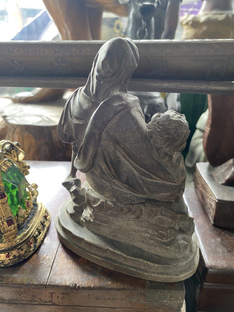 Vintage Figure (Category: Vintage Collectibles) located in Quezon City. Submitted by yumiramirez (Listing ID 1466027343, Image 3). Description: Vintage Figure .