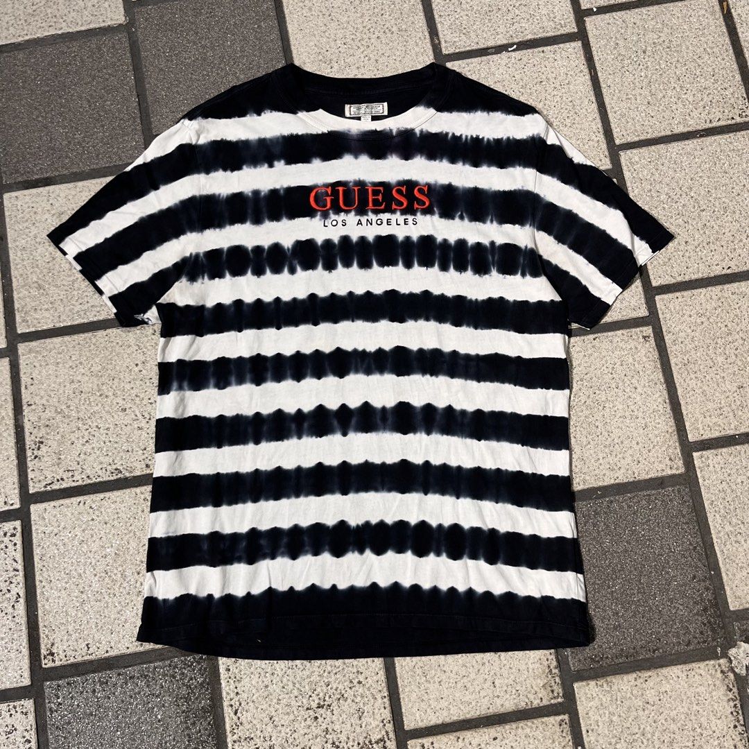 Vintage guess (Category: Tshirts & Polo Shirts ) located in Bacolod City. Submitted by hanap_ukay_540 (Listing ID 1466109475, Image 1). Description: Guess Size m Dimensions: 22width | 28Length Excellent condition Dm me if interested 📥.