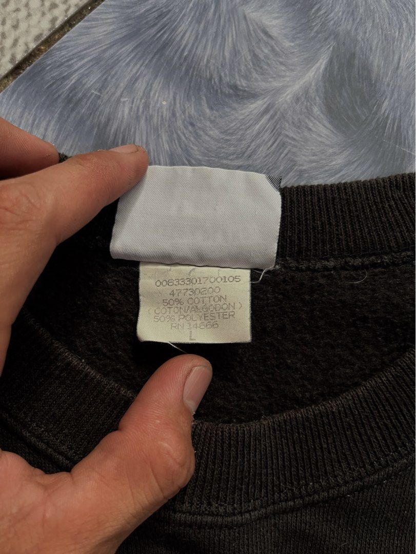 Vintage lee (Category: Coats, Jackets and Outerwear) located in Quezon City. Submitted by thriftshop_treasure (Listing ID 1466102880, Image 3). Description: 23x27 large .