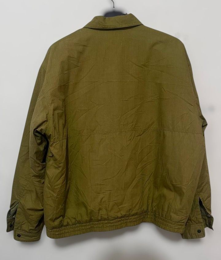 Vintage Newcomer's Olive Green Harrington Bomber Jacket (Category: Coats, Jackets and Outerwear) located in Las Pinas. Submitted by carls_jiaren09 (Listing ID 1466059009, Image 3). Description: Measurements (Laid Flat) Width (Armpit to Armpit): 26 inches (Oversized / Boxy fit) Length (Shoulder to Hem): 27 inches Size on Tag: M (Fits like a Large to XL depending on your preferred fit) Product Details & Features Brand: Newcomer’s Color: Olive Green