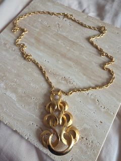 (Category: ) located in . Submitted by little.reddot.relics (Listing ID 1465956338, Image 1). Description: .