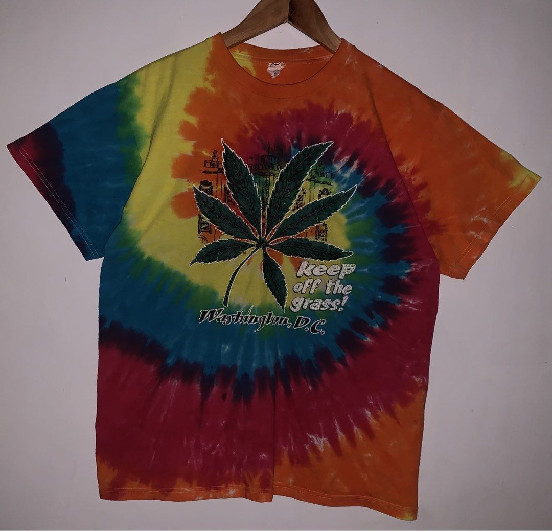 VINTAGE WEED TEE FOR SALE (Category: Tshirts & Polo Shirts ) located in Angeles City. Submitted by browsetheracks (Listing ID 1465964541, Image 2). Description: FOR SALE KEEP OF THE GRASS GRAPHIC WEED TEE SIZE L ON A DELTA PROWEIGHT TAG (21×27) IN EXCELLENT CONDITION! NO ISSUE *MADE WITH BEEFY COTTON MATERIAL ₱550+SHIPPING FEE DM ME FOR MORE INFO 🔌 Note: Every item is photographed accurately to showcase its actual condition. Before shipping, eac