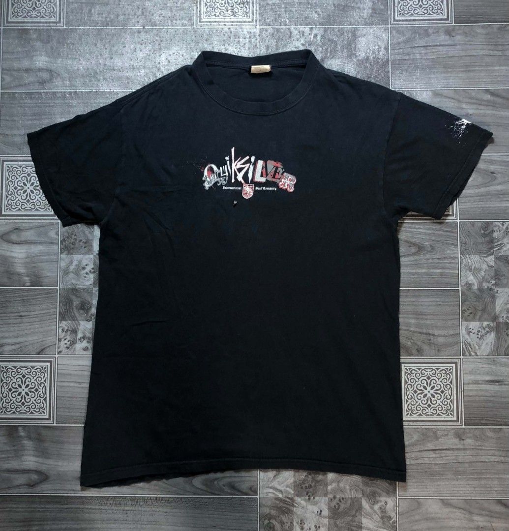 Vintage Y2k Quicksilver (Category: Formal Shirts) located in Polomolok. Submitted by olaivarmanuel4-57684 (Listing ID 1466079054, Image 1). Description: Vintage Y2k Quicksilver Size Medium 20 x 28.