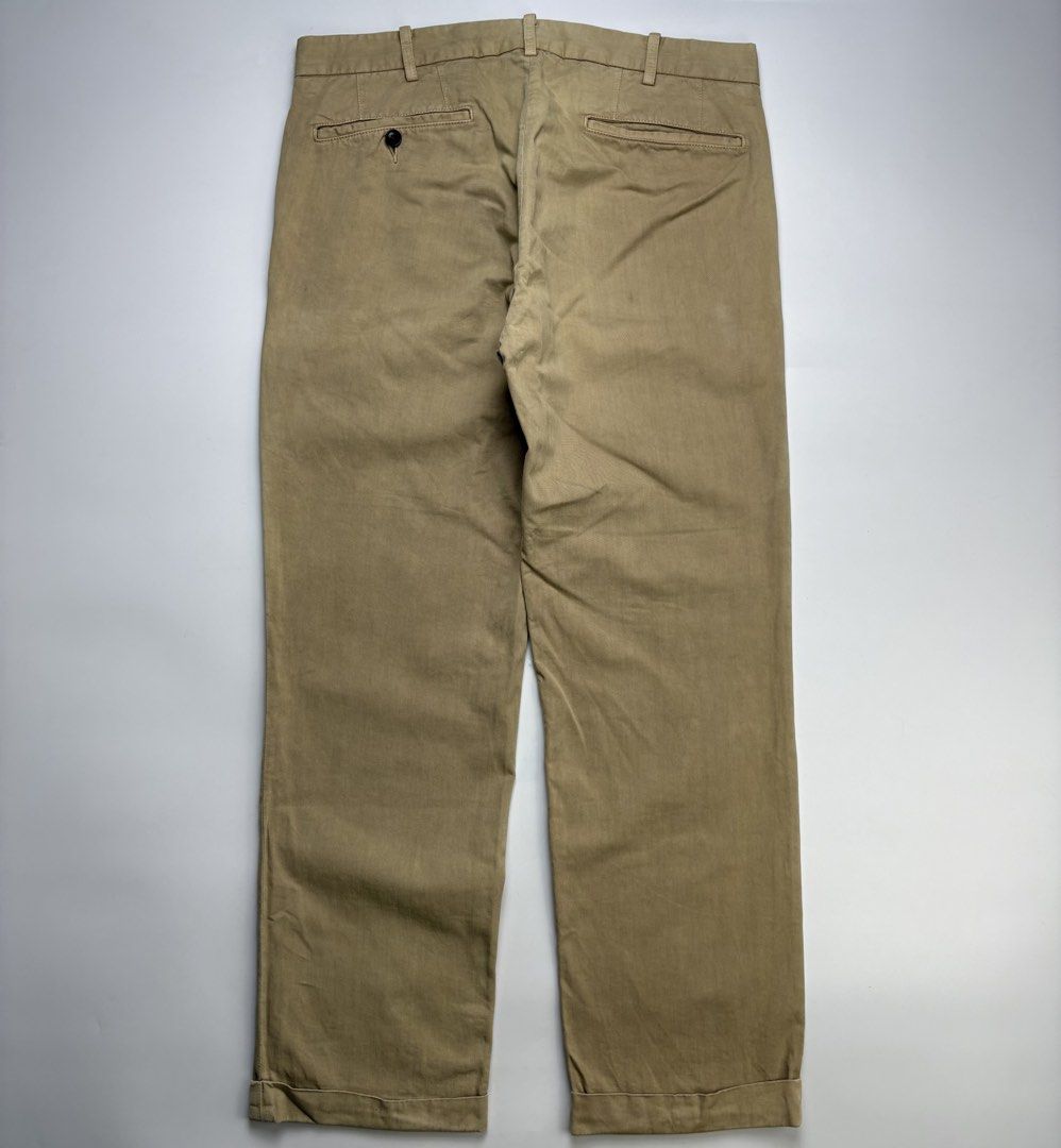 Visvim Linen Pleated Trousers (Category: Trousers) located in Cavite. Submitted by sc_rcity (Listing ID 1466049535, Image 2). Description: Tagged Size : 3 JP | 34 Men’s Authentic Like New No Flaw Sign of Wear Made in Japan No Inclusion Feature single forward pleats at the front waist, creating subtle drape and providing extra comfort and mobility around the hips.They are tailored with a classic, relaxed straight-leg silhouette that tapures very s