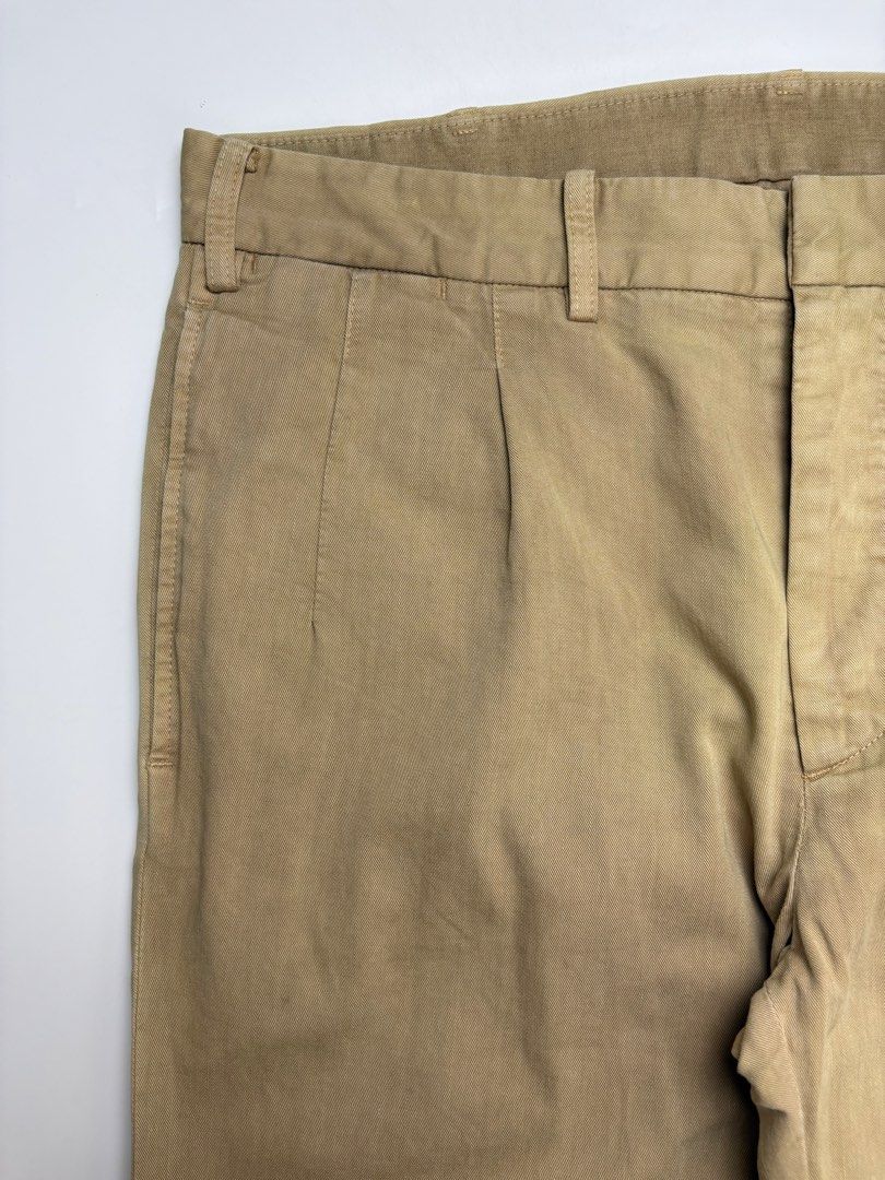 Visvim Linen Pleated Trousers (Category: Trousers) located in Cavite. Submitted by sc_rcity (Listing ID 1466049535, Image 3). Description: Tagged Size : 3 JP | 34 Men’s Authentic Like New No Flaw Sign of Wear Made in Japan No Inclusion Feature single forward pleats at the front waist, creating subtle drape and providing extra comfort and mobility around the hips.They are tailored with a classic, relaxed straight-leg silhouette that tapures very s