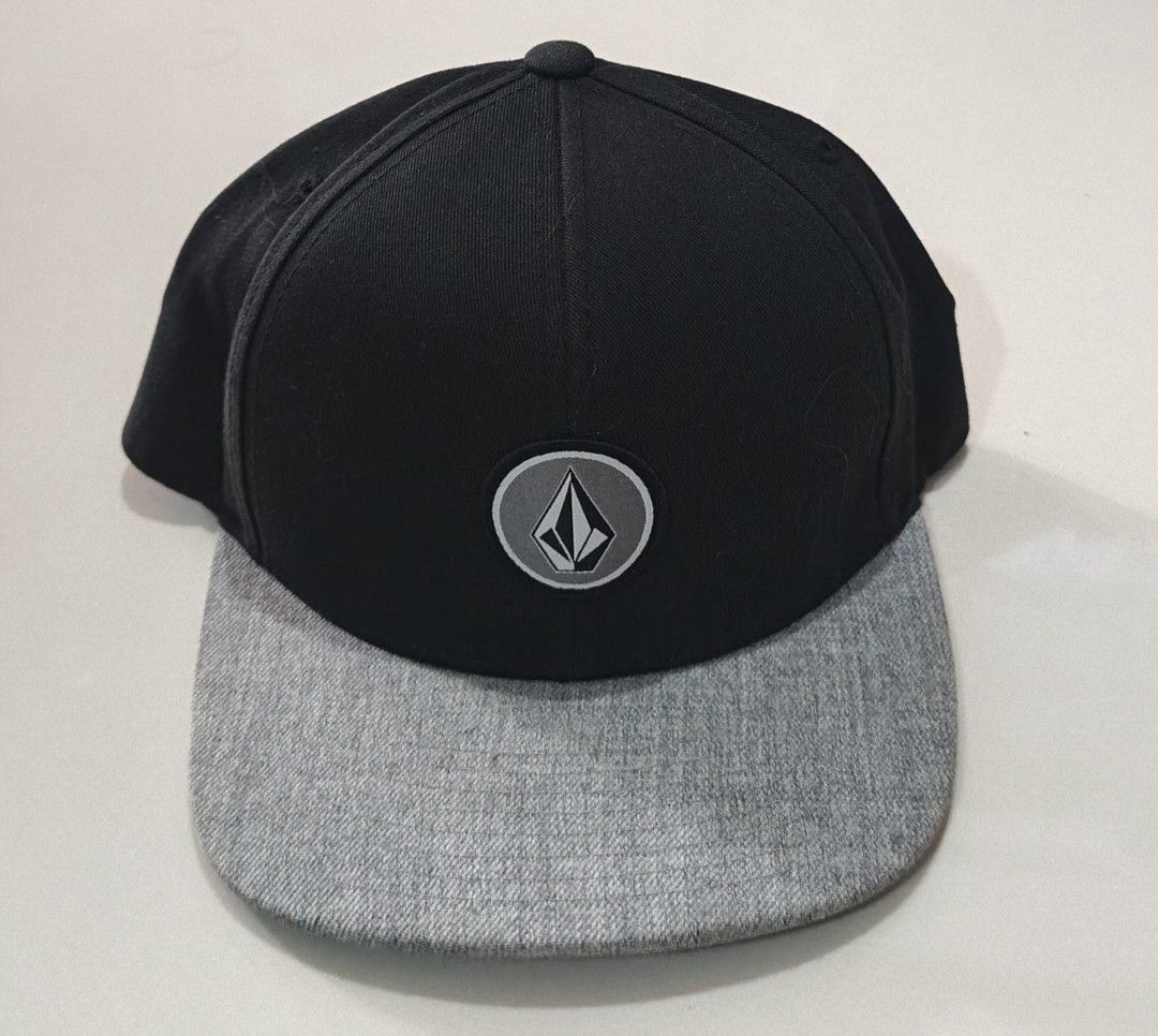 Volcom youth size (Category: Babies & Kids Fashion) located in Naga. Submitted by otaydenyoks (Listing ID 1465974020, Image 1). Description: .