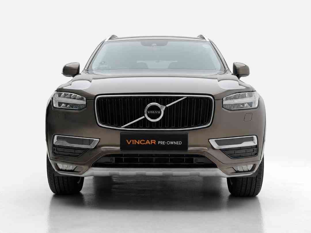 Volvo XC90 T5 Momentum 7-Seater (A) (Category: Used Cars) located in Singapore. Submitted by vincar_pre-owned (Listing ID 1466069198, Image 1). Description: Spacious 7 seater SUV! Huge interior cabin space with comfort and style! Pristine condition inside out. Flawless condition! This XC90 appeals to those looking for a stylish, safe, and versatile luxury SUV. You can be guaranteed with Volvo renowned safety innovations and its well-appointed wit