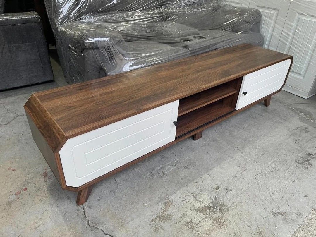 Walnut Tv Rack Tv Table Stand (Category: TV Consoles) located in Marikina City. Submitted by marcobarbado.cloud (Listing ID 1466085110, Image 2). Description: .