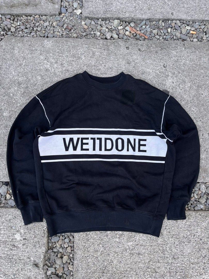 Welldone Longsleeve (Category: Coats, Jackets and Outerwear) located in San Jose. Submitted by keinzthriftt (Listing ID 1466086918, Image 1). Description: Welldone Longsleeve Sweater(Reflectorized) Dimes:23x26 Color Rate:9.7/10 .