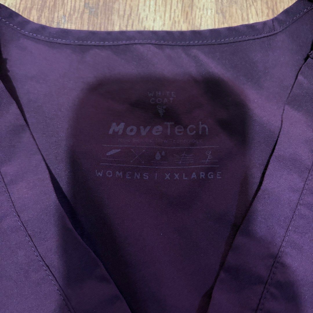 WHITE COAT SCRUB SUIT TOP ONLY SIZE 2XL (Category: Others Tops) located in Quezon City. Submitted by mssaiira (Listing ID 1466034286, Image 2). Description: WHITE COAT SCRUBS TOP ONLY SIZE XXL -MAY NAME LANG NAKALAGAY KAYO NA MAGTANGGAL QC AREA.