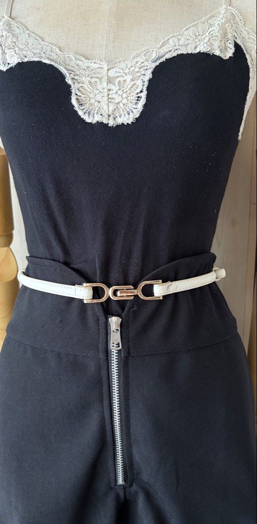 9. White Slim Leather Belt (Category: Belts) located in Quezon City. Submitted by wagwagan_ukay_blues (Listing ID 1466016248, Image 1). Description: From Japan In good used condition Please expect signs of usage Overall -23”-38” Width -.4” Novaliches Qc .