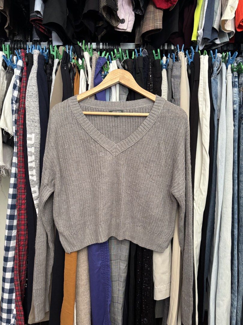 wild fable knitted longsleeve (Category: Longsleeves) located in Pila. Submitted by isabelasthriftclothes (Listing ID 1466107305, Image 1). Description: .