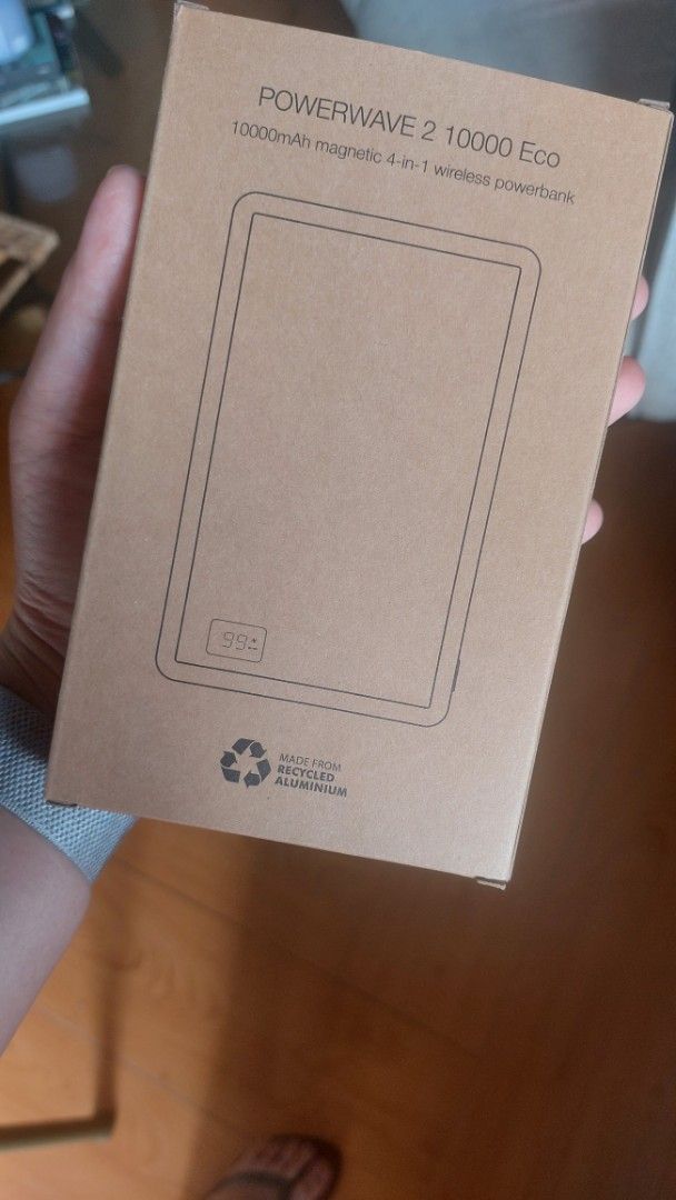 Wireless Powerbank 10000 mAh (Category: Batteries & Power Banks) located in Taguig. Submitted by sdavid1988 (Listing ID 1466021724, Image 2). Description: can charge the following: -wireless phonemax 15W -wireless airpods 5W -wireless applewatch 2.5W -USB C Out 20W PD3.0 magsafe compatible 10000 mAh power capacity with LCD display .