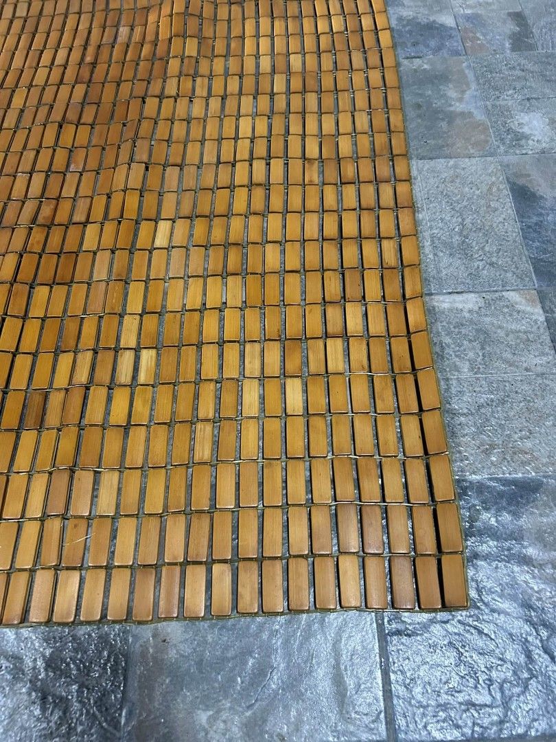 Wooden Matt (Category: Other Home Furniture) located in Meycauayan. Submitted by marygracecasimiro (Listing ID 1465983877, Image 3). Description: Imported Wooden Matt from Japan P5,000 lang suki 74x54in Maganda yan at malaki suki Pang-aesthetic Malamig sa katawan Pwede banig pwede carpet Heavy duty No issue Good Condition💜 Minor Scratch #woodenmatt #surplusjapan #AngelesCity #Pampanga #highlightseveryone.
