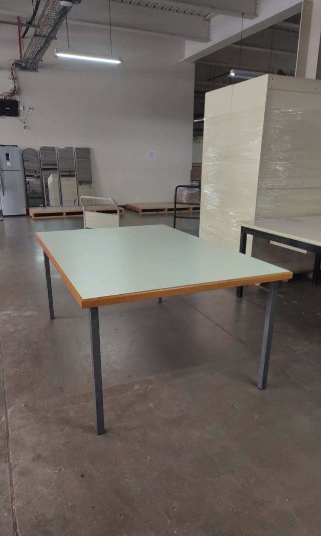 Working Table ‼️ (Category: Tables & Sets) located in Quezon City. Submitted by atgeremias313 (Listing ID 1466014600, Image 1). Description: Working Table ‼️ Bottom Stand: Bakal Top: Wood Laminates *used *good condition *1pc Haba: 180cm (5.9ft) Lapad: 119.8cm (3.9ft) Taas: 78cm (2.5ft) 📲0985-887-8973.