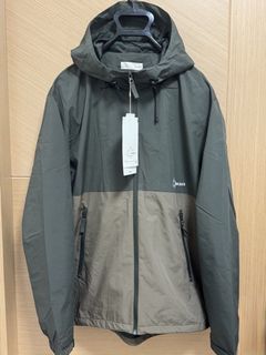 （分類：）位於 。 由 fans.clothing 提交（商品編號 1466011322，圖片 1）。簡介： 。