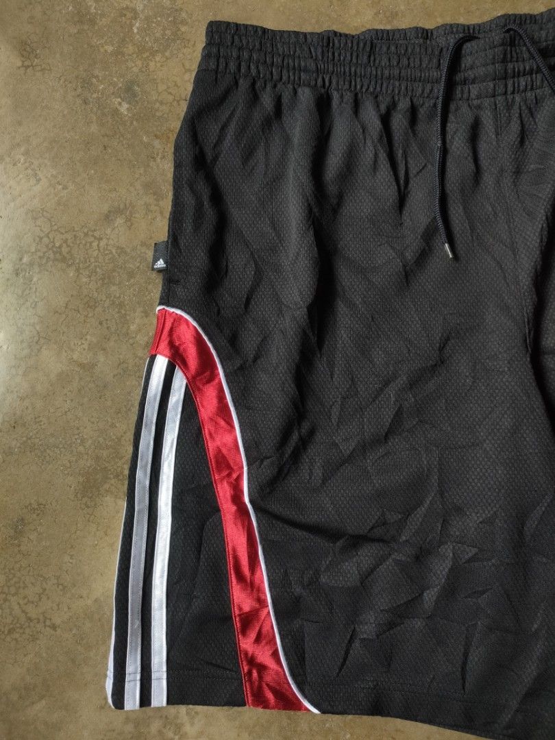 Y2k Adidas 3 Stripes Athletic Short (Category: Shorts) located in Angeles City. Submitted by thestorageroom (Listing ID 1466142273, Image 3). Description: no issue from us boxes sobrang ganda kasya sa m, l, xl size l on tag offer me for info and dimensions +sf.